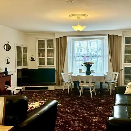 White Heather House Town Square Casa vacanze *